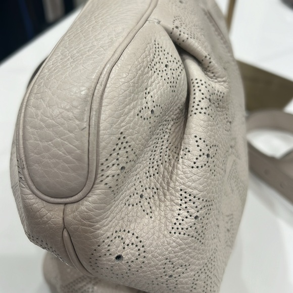 Louis Vuitton Selene Monogram PM Blanc Shoulder Bag - Picture 16 of 16